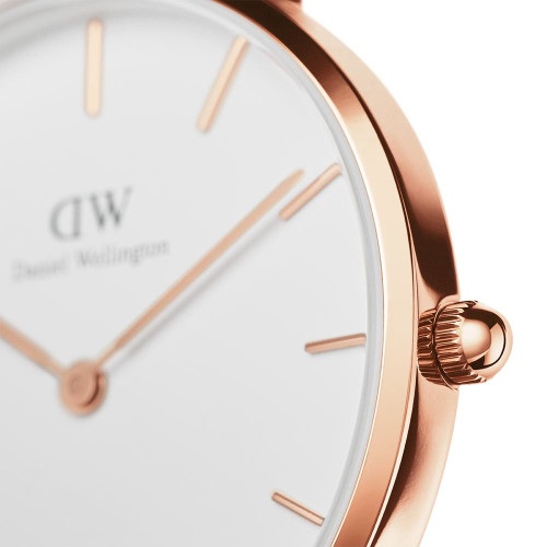 ساعت دنیل ولینگتون زنانه بند چرم مشکی صفحه سفید DW-3546-L ساعت دنیل ولینگتون زنانه بند چرم مشکی صفحه سفید DW-3546-L