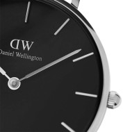 ساعت بند چرم سفید دنیل ولینگتون نقره ای صفحه مشکی اسمال DW-4913-28-L ساعت بند چرم سفید دنیل ولینگتون نقره ای صفحه مشکی اسمال DW-4913-28-L