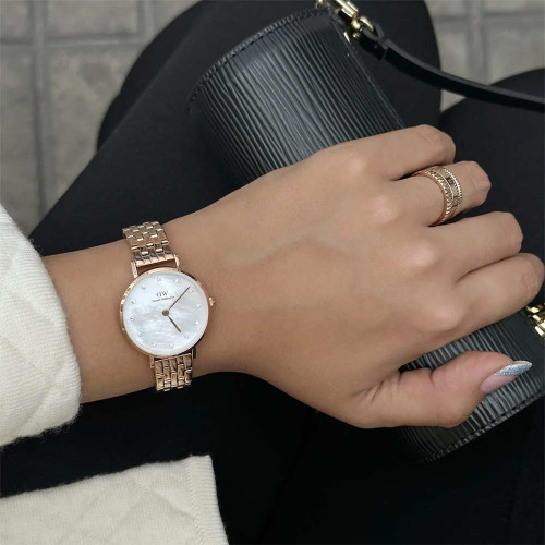 ساعت زنانه دنیل ولینگتون رزگلد صفحه گرد نگینی DW-5414-L